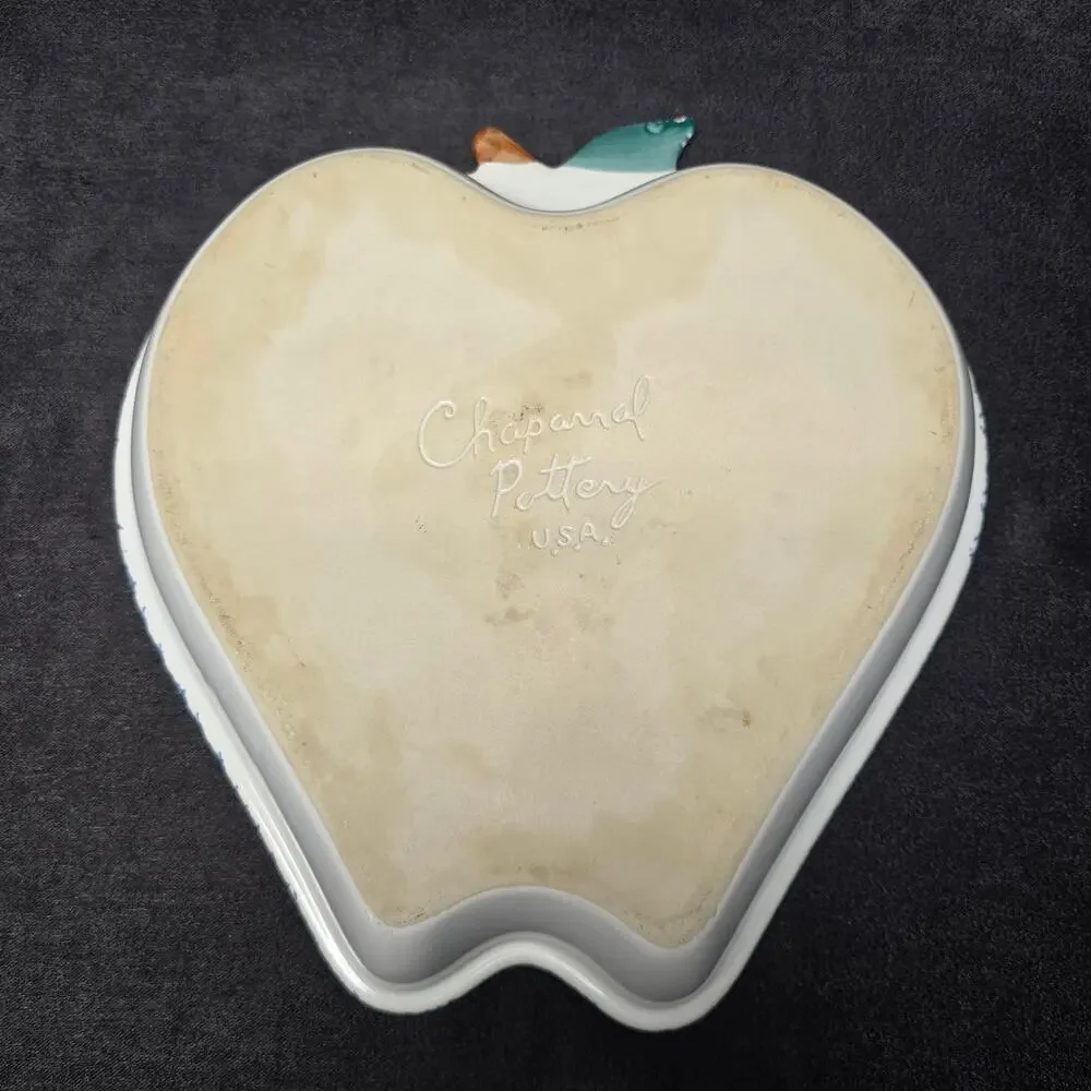 Chaparral Pottery U.S.A. Ceramic Stoneware Apple Shaped Baking / Serving Dish